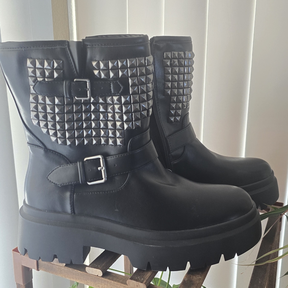 NWT Torrid Studded Moto Boots Sz 10